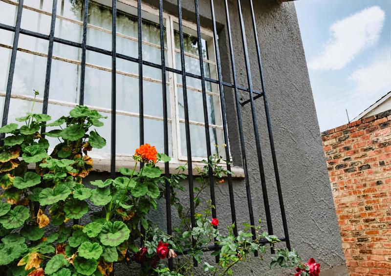 To Let 8 Bedroom Property for Rent in Die Bult North West